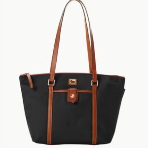 Dooney & Bourke Tote